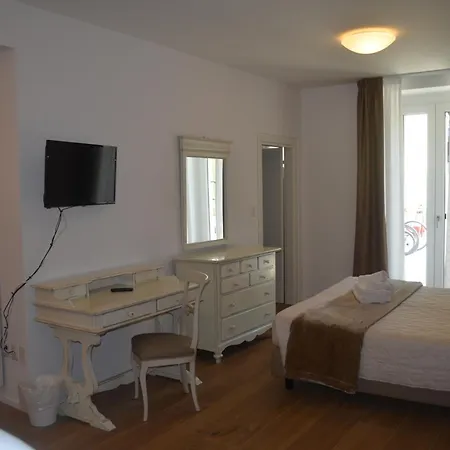 Rivamia Hotell 3*